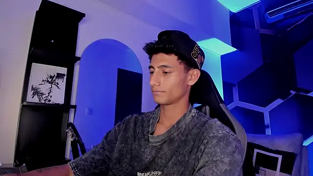 MaxiimoRomano_ 即時 XXX 聊天