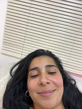 צ'אט XXX בשידור חי של Meganmilk1