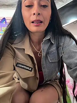 צ'אט XXX בשידור חי של IsabellaMariet