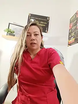 _Dentist-Madisson_04's Live XXX Chat