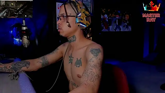 XXX chat uživo modela XXXRAYGAMES