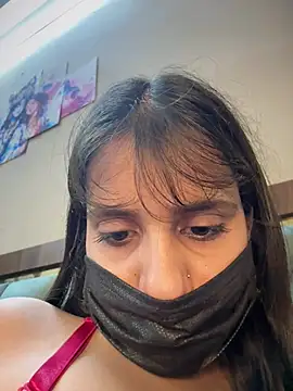 JasNoor_ élő XXX-chatje