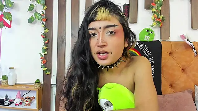 MeowMota_'s Live XXX Chat