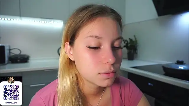 Sairallynn Live XXX chat