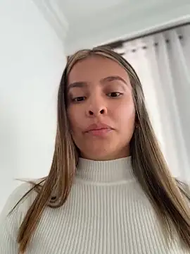 Chat +18 de Talia_Bonet ao vivo