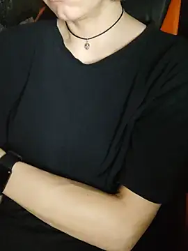 Aashikalaa 라이브 XXX 채팅