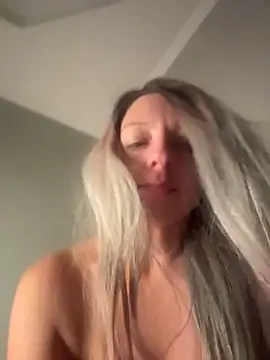 queenkelly1234 Шоу с уебкамера