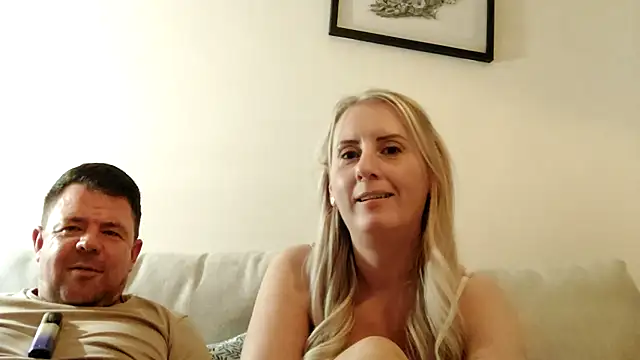 Show modela Elegant_Erin na web-kameri