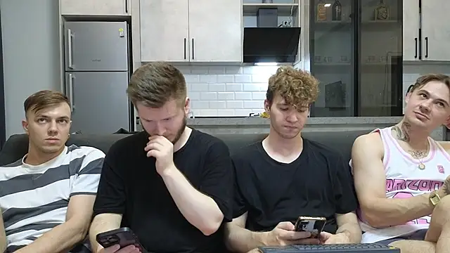 michael_sexdevil XXX чат на живо