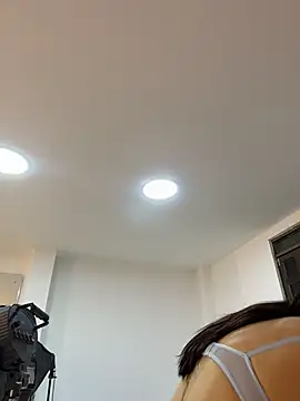 JuliaaVega's Live XXX Chat