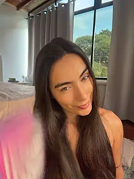Evacrox Adlı Modelin Canlı XXX Sohbeti