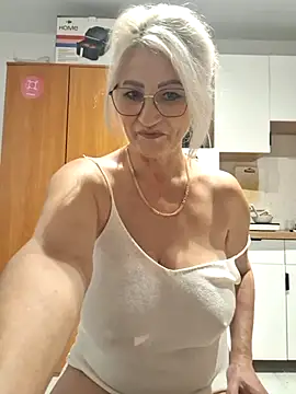 Онлайн чат XXX Sweety_blonda007