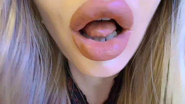 Velvet_kissxn Live XXX chat