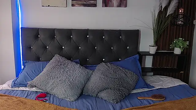 Czat XXX na żywo – emma_cut3_