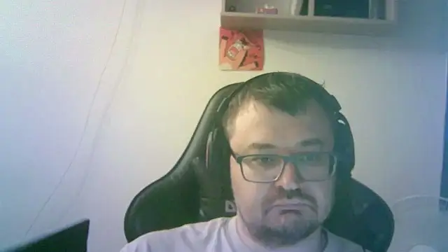 Chat +18 de SirAbuser ao vivo