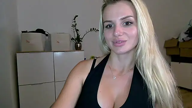 Chat XXX en directo de CorneliaSweet