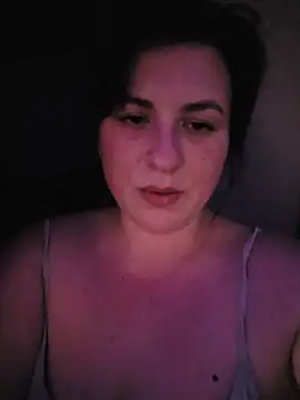 Sweet-bun-3's Live XXX Chat