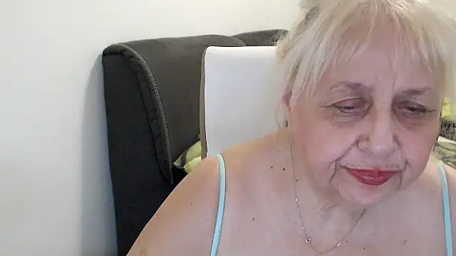SusiLifeXXX – Live XXX-chat