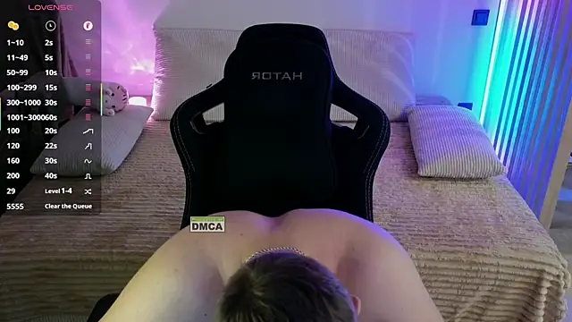 Chatroom XXX en direct de Larstar01