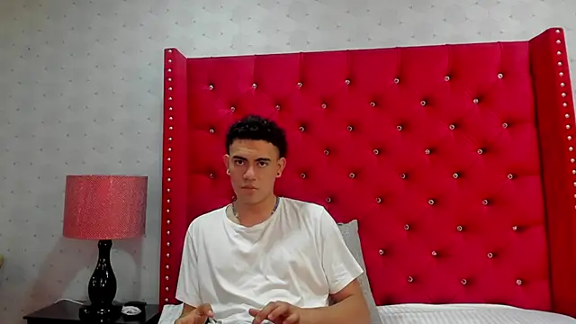 Chat +18 de JadenJake ao vivo