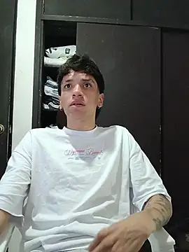 Webkamerová show H3ll_B0Y_