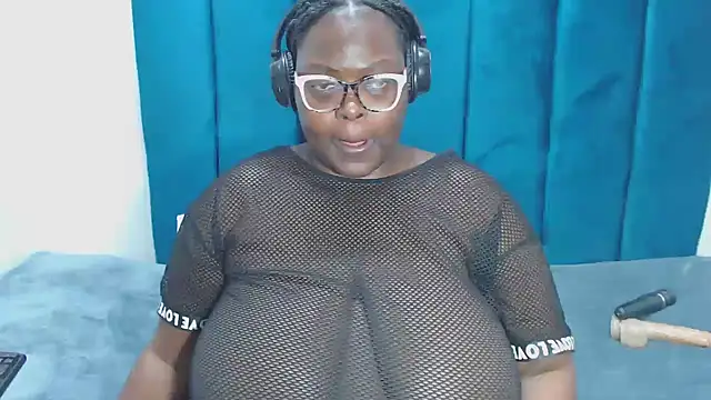 YOURFUCKEDUPMOM's Live XXX Chat