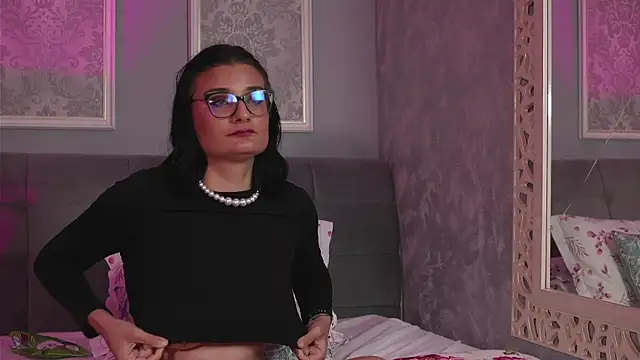 Amara_Vogue Live XXX-Chat