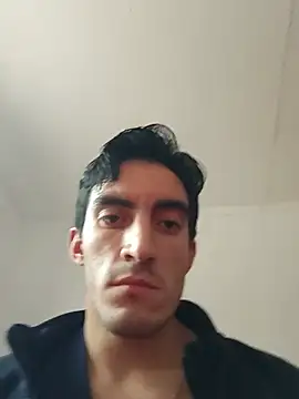 TommyMomentum Chat XXX live
