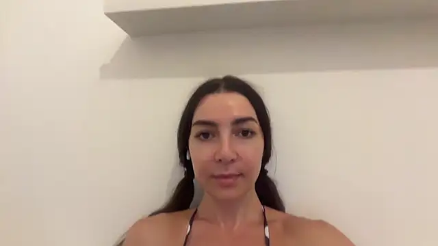 Chat XXX ao vivo de Cassieuncut