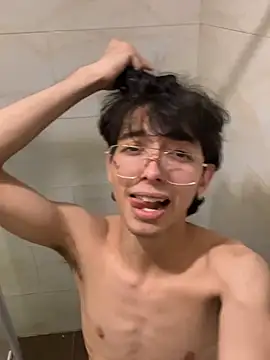 Chat XXX en directo de Twink_Sebas7
