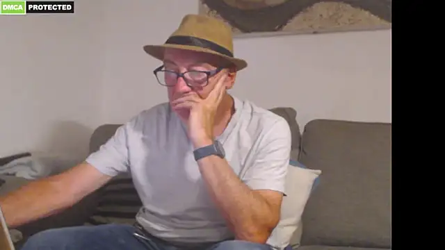 bluedae1 – Naživo XXX chat