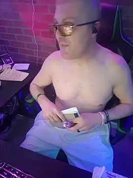 chronic_vibez's Webcam Show