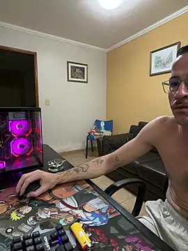 Онлайн чат XXX MeladoDiMel
