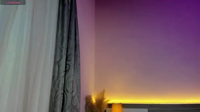 Chat XXX ao vivo de ZarahFoxx