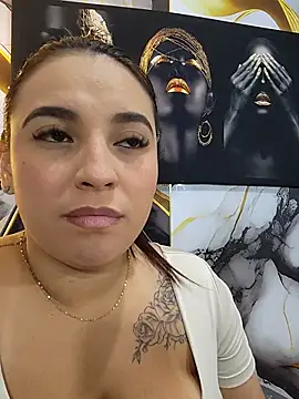 LizzRouse Chat XXX live