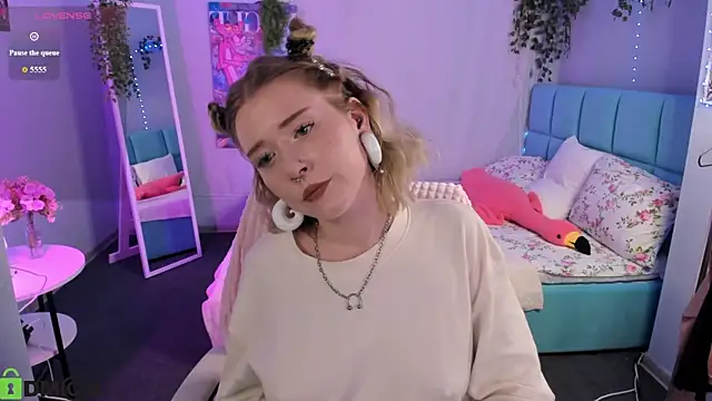 XXX chat uživo modela Elira_Vane