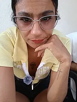 Chat +18 de Leslly_ ao vivo