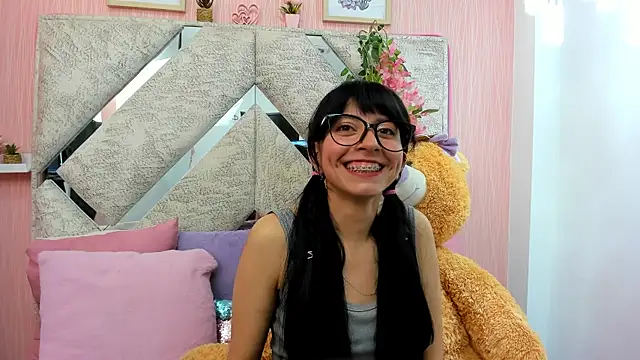 Violet_Bloomxx's Live XXX Chat