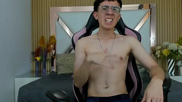 CainParker Live XXX Chat