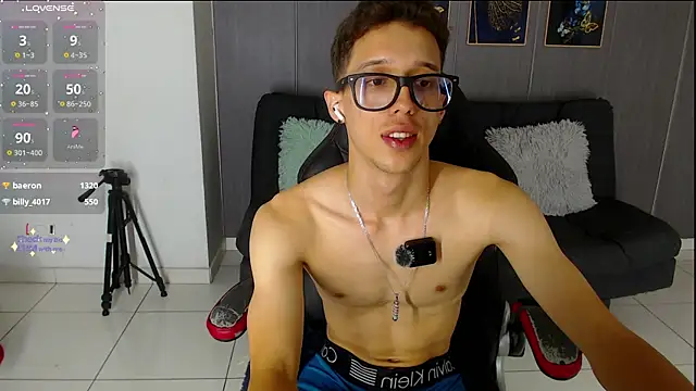 skinny_bigcock02 Chat XXX live