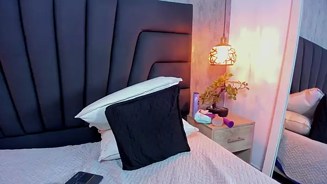 Longina_ 现场XXX聊天