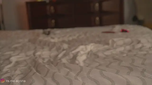 Alyonaqueen_ 라이브 XXX 채팅