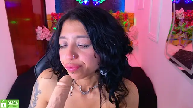 REDHOTTER_ লাইভ XXX চ্যাট