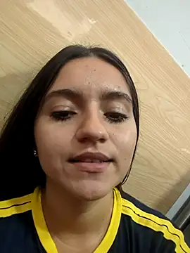 DulceCaroX Chat XXX in diretta