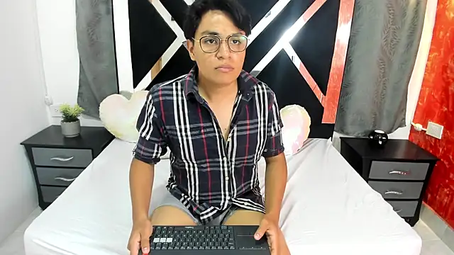 Show de NicoVega69 na webcam