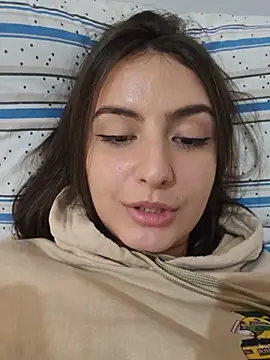 Juh_castro Adlı Modelin Canlı XXX Sohbeti