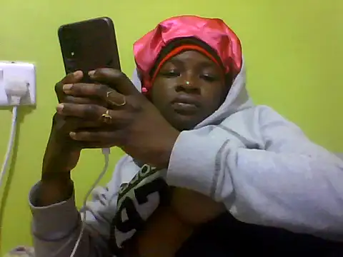 Chatroom XXX en direct de kadolie