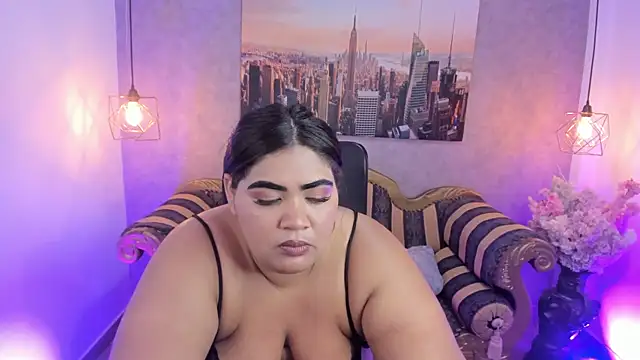 Sara_clk Adlı Modelin Canlı XXX Sohbeti
