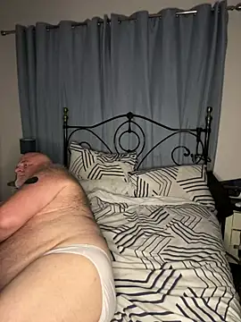 Chat +18 de greyoakbear ao vivo