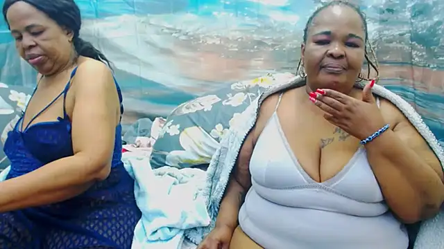 SEXY_MATURExxn Live XXX chat